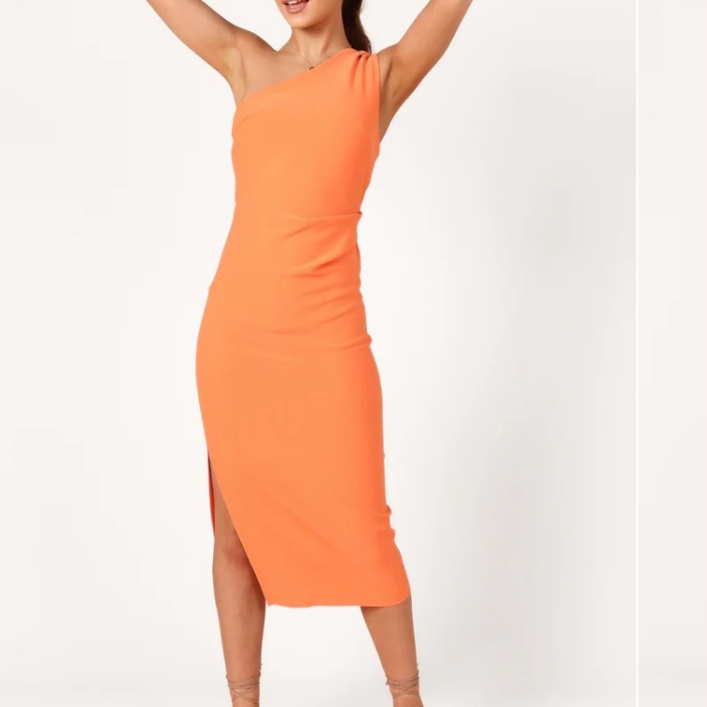 Petal and pup “Nadene dress” off the shoulder midi dress in orange, size 8